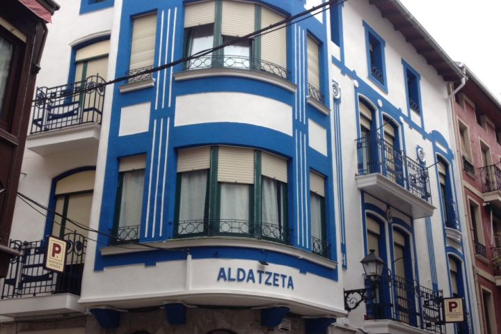 hostal_aldatzeta